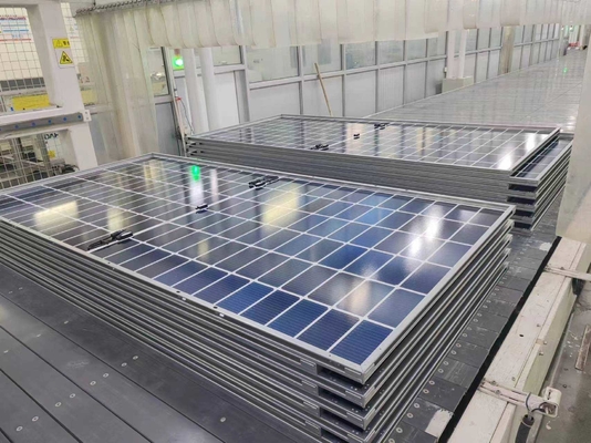 Un bon prix. Flexibilité cadre solaire en acier léger résistant à la corrosion pour une installation facile en ligne