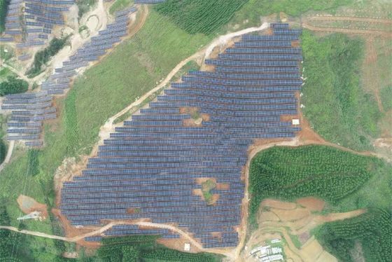 Un bon prix. High Clearance Solar Panel Ground Mounting Systems Easy Installation 0-60 Degrees Tilt Angle Up To 1.2m Ground Clearance en ligne