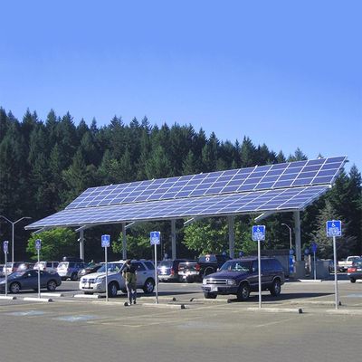 Un bon prix. Acier en aluminium Q345B Al6005 de CPE de parking de systèmes solaires de soutien commercial de rangées en ligne