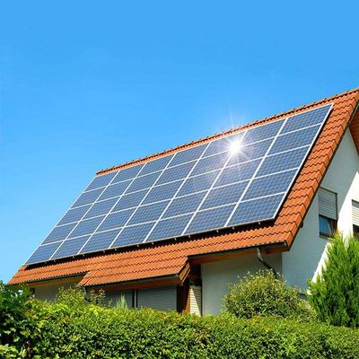 Un bon prix. 10/15/20/30 degré a adapté le panneau solaire aux besoins du client galvanisé de picovolte montant des systèmes en ligne