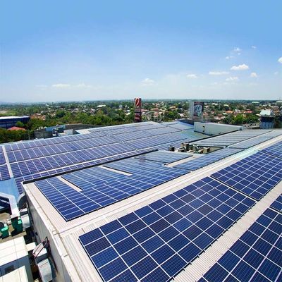 Un bon prix. Système de montage photovoltaïque solaire pour la solution en pente de toit plat de toits en ligne