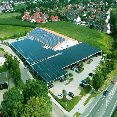 Un bon prix. Systèmes solaires de parking en acier souple de Q235B Q345B HDG en ligne