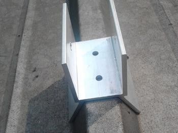 Un bon prix. Systèmes commerciaux de support de picovolte de toit plat, systèmes en aluminium de support de toit de picovolte de dessus de toit en métal de bidon en ligne