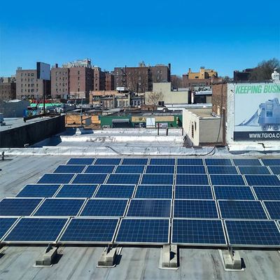 Un bon prix. Le ciment rapide d'installation bloque des systèmes de support de toit de panneau solaire repassent pour couvrir l'acier inoxydable pour des structures de toit de picovolte en ligne