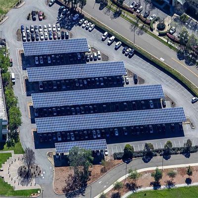 Un bon prix. Le panneau Frameless ouvrent la terre Q345 des systèmes de support de 6063 picovoltes pour le parking en ligne