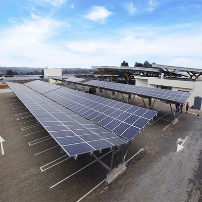 Un bon prix. Hangar modulaire de stationnement de voiture d'énergie solaire de cadre de Q345B en ligne