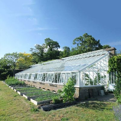 Un bon prix. Système solaire monté par toit de serre chaude pour des terres cultivables en ligne