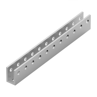 Un bon prix. 40-100 la Manche en acier plongée chaude galvanisée par poutre adaptée aux besoins du client par millimètre de profil en acier d'U en ligne