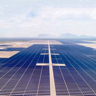 Un bon prix. La terre solaire d'OEM/ODM montant la couleur naturelle de pile d'usine de systèmes en ligne