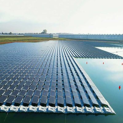 Un bon prix. Type d'estran système de montage solaire au sol complémentaire pour pêcher la lumière en ligne