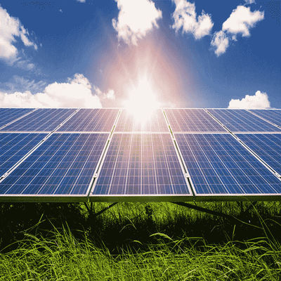 Un bon prix. Panneaux solaires photovoltaïques monocristallins de l'ÈRE 380W 385W 390W en ligne