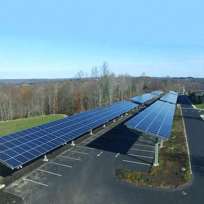 Un bon prix. système solaire de montage solaire de support de picovolte de structure de parenthèse solaire de système de parking moulu d'envergure de 5000mm en ligne