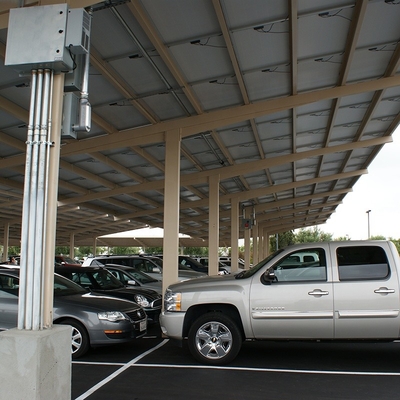Un bon prix. Le parking a rectifié l'immersion chaude montée de systèmes de picovolte galvanisant la structure solaire anodisée en ligne