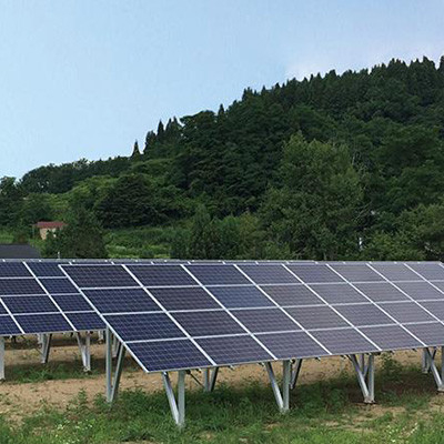 Un bon prix. Appareil solaire de montage sur le réseau et hors réseau Système solaire Appareil solaire photovoltaïque au sol en ligne